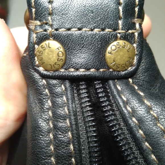 Vintage Fossil Black Leather purse - Picture 5 of 8